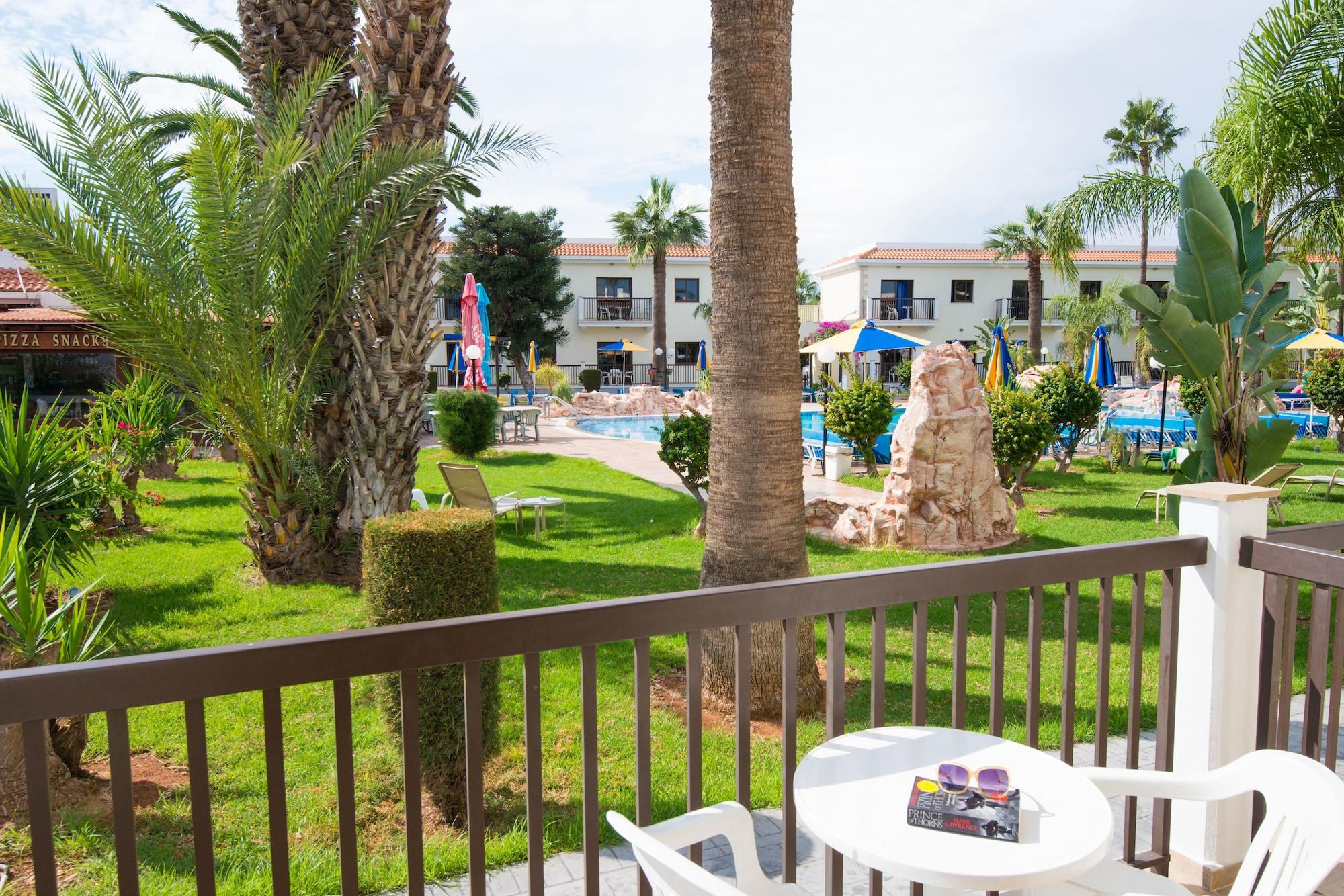 Loutsiana Deluxe Apts Agia Napa Exterior foto