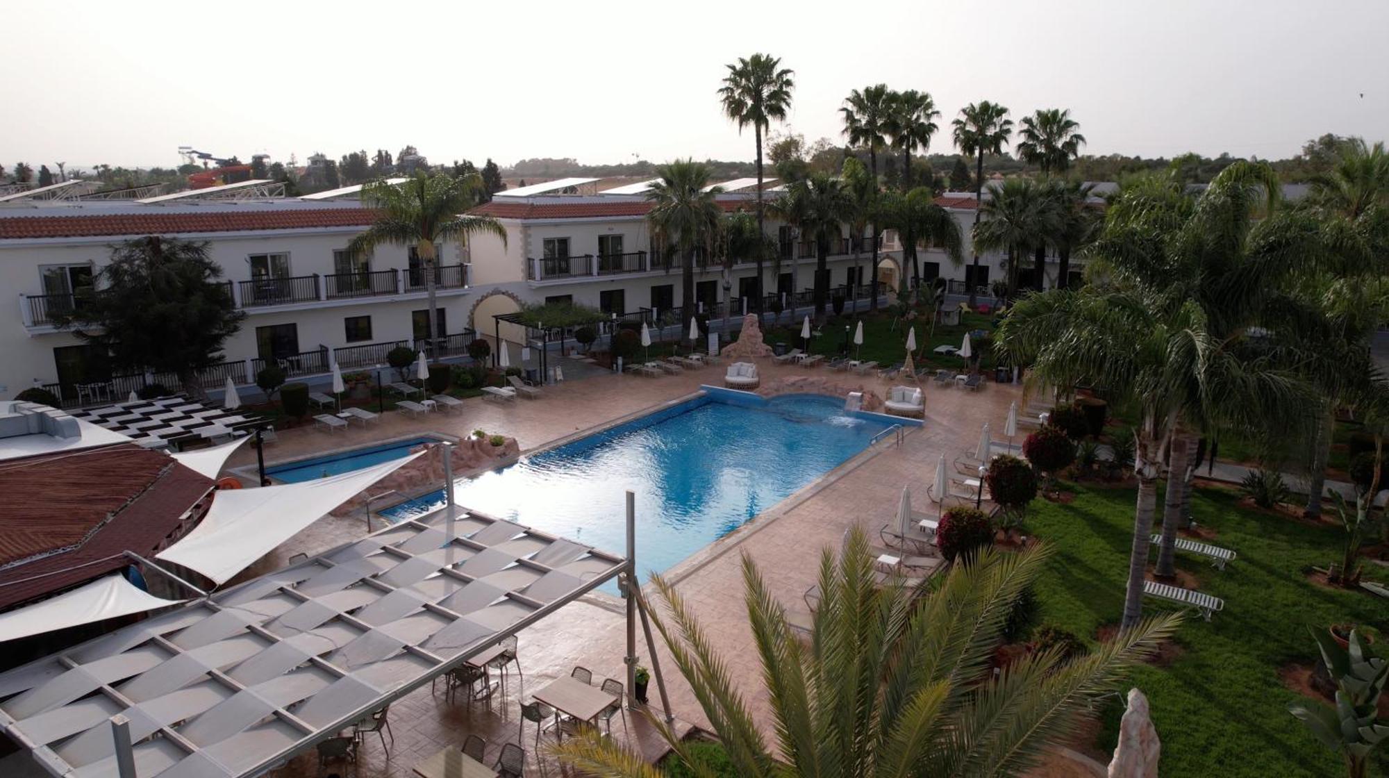 Loutsiana Deluxe Apts Agia Napa Exterior foto