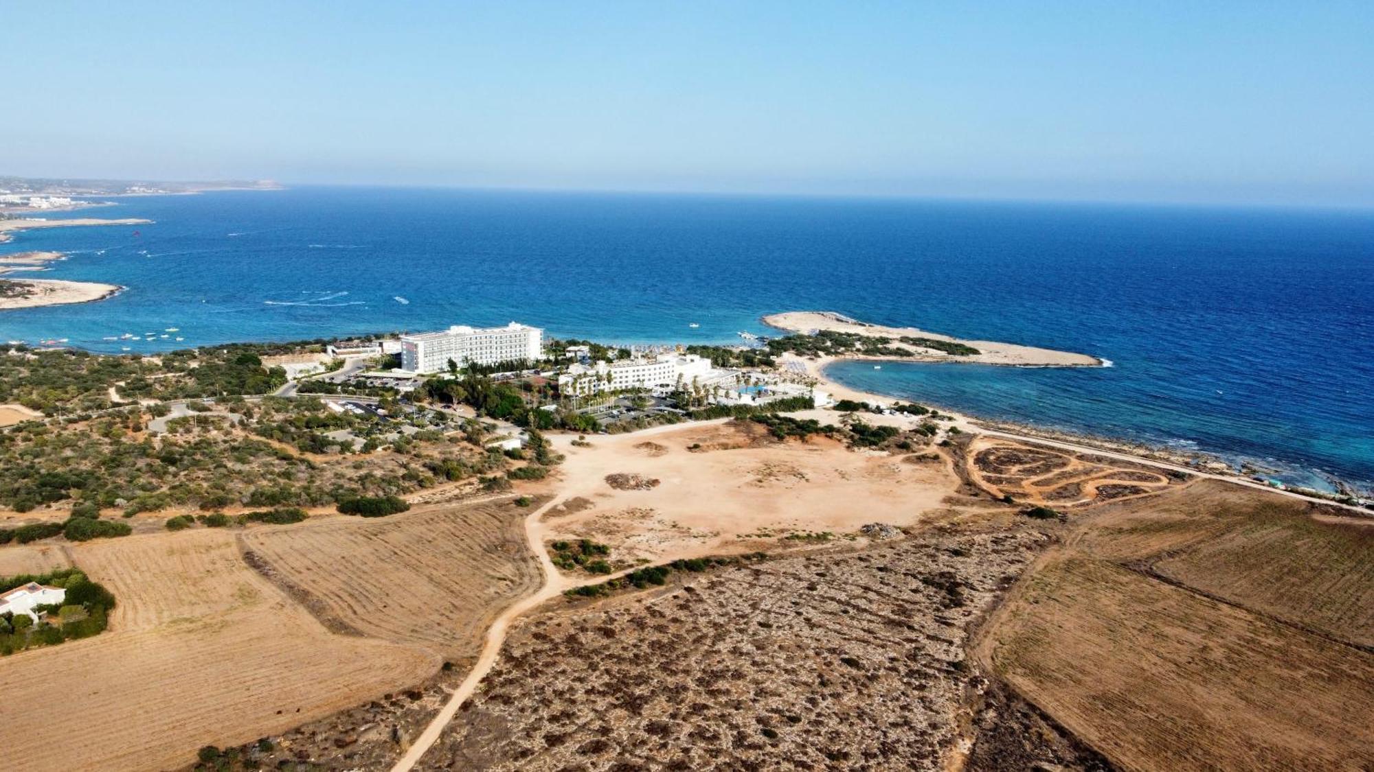 Loutsiana Deluxe Apts Agia Napa Exterior foto