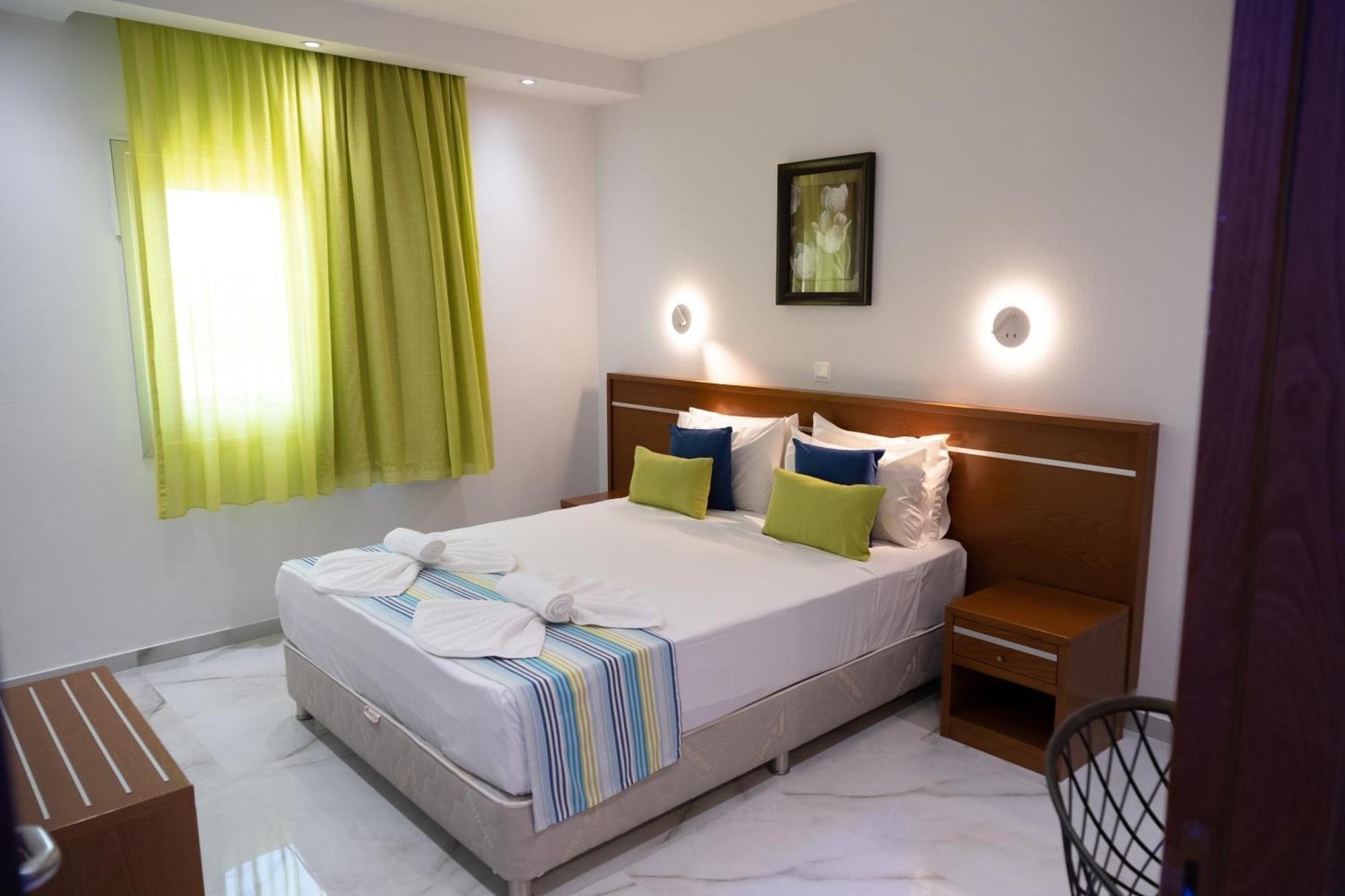Loutsiana Deluxe Apts Agia Napa Zimmer foto